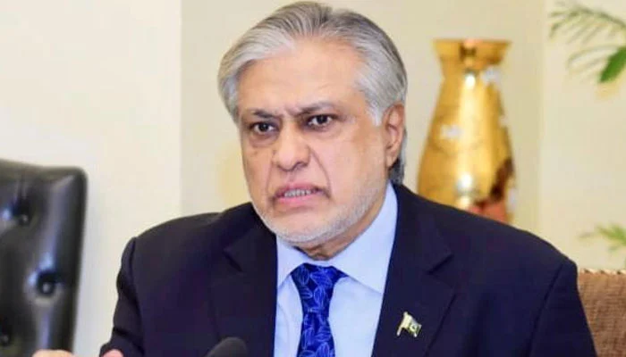 اسحاق ڈار