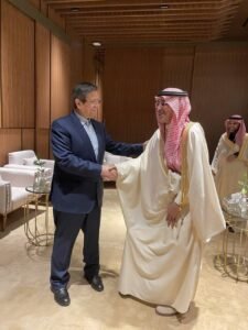 ایران اور سعودی عرب کے وزرائے خزانہ کا اقتصادی تعاون کے فروغ پر تبادلہ خیال