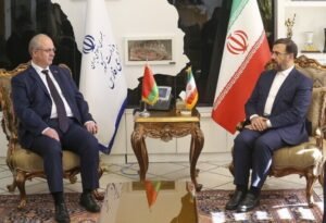 بیلاروس کے سفیر کا ایران اور بیلاروس کے درمیان تعلقات کو مستحکم کرنے پر زور