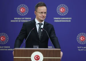 ہنگری کے وزیر خارجہ کا ترکیہ کے ساتھ دوطرفہ تعلقات کی مضبوطی پر زور
