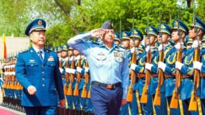 سربراہ پاک فضائیہ کی دورہ چین کے دوران اہم ملاقاتیں