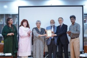 اکادمی ادبیات پاکستان کے زیر اہتمام علامہ اقبال کے یوم وفات پر 'کلیات اقبال اُردو' کے منظوم فارسی ترجمے کی تقریبِ رونمائی