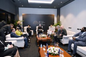 آذربائیجان کی خاتون اول کی انطالیہ سفارتکاری فورم کے تعلیمی پینل میں شرکت