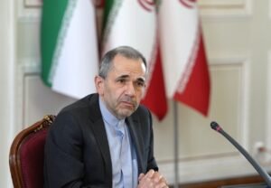 امریکی وفد سے بالواسطہ مذاکرات پر ایران کے نائب وزیر خارجہ نے پارلیمنٹ کو بریفنگ دی