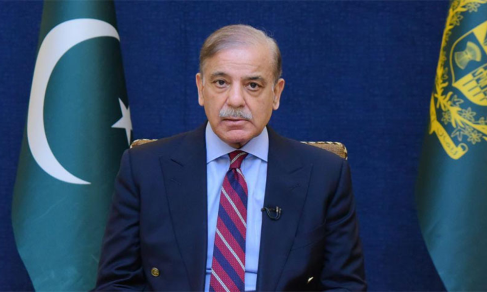 وزیرِاعظم شہباز شریف کا بجلی کی قیمتوں میں مزید کمی کا عندیہ