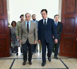 وزیرِاعظم محمد شہباز شریف کا میانمار کے سفارتخانے کا دورہ، زلزلے کے متاثرین سے اظہارِ تعزیت