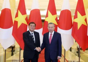 ویتنام کے پارٹی چیف جنرل سیکریٹری تو لام کی جاپانی وزیر اعظم شیگرو اشیبا سے ملاقات