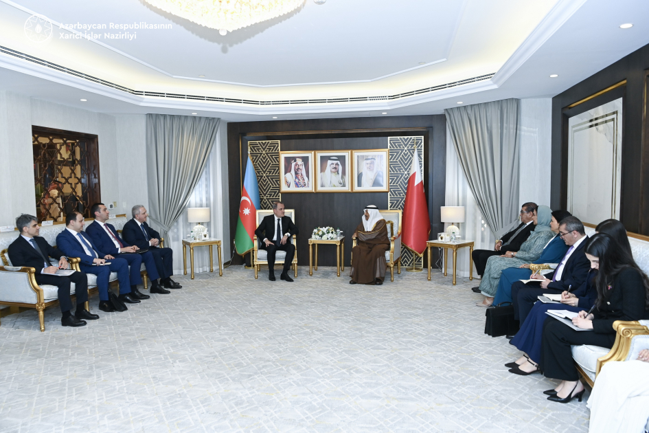 آذربائیجان اور بحرین کے درمیان پارلیمانی تعاون بڑھانے پر زور