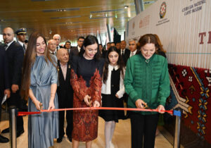 آذربائیجان نیشنل کارپٹ میوزیم میں ’’رباط کارپٹ آرٹ‘‘ نمائش کا افتتاح