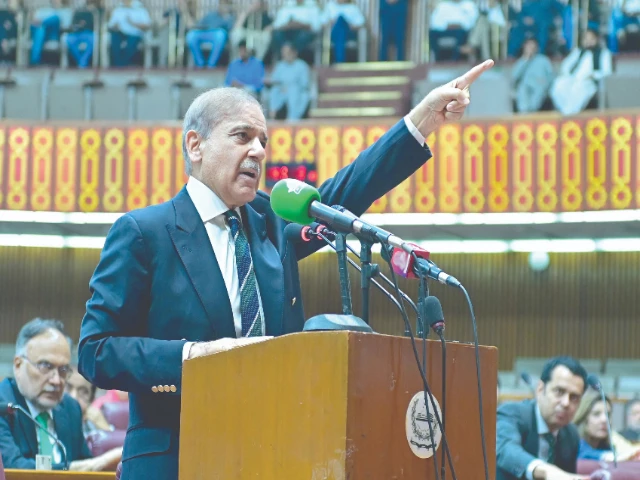 وزیرِ اعظم شہباز شریف کا اعلان: 10 مئی ہر سال ’’یومِ معرکۂ حق‘‘ کے طور پر منایا جائے گا