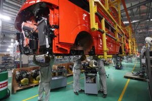 2025 کی پہلی چارماہ میں ویتنامی معیشت کی مضبوطی اور رفتار، 8 فیصد سے زائد ترقی کا ہدف مقرر