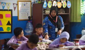 2026 میں تعلیم کے لیے 761 کھرب روپیہ مختص کرنے کی انڈونیشی حکومت کی تجویز