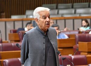 پاکستان ہر جارحیت کا منہ توڑ جواب دینے کو تیار ہے : وزیر دفاع خواجہ آصف