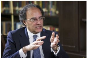 وفاقی حکومت کا تاریخی اقدام: 4,000 ٹیرف لائنز پر اضافی کسٹمز ڈیوٹی ختم، 2,700 پر کمی – وزیر خزانہ