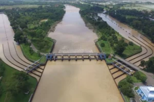 وزیرِ خارجہ سوگیونو کا پائیدار، منصفانہ اور شمولیتی انفراسٹرکچر کی ترقی پر زور