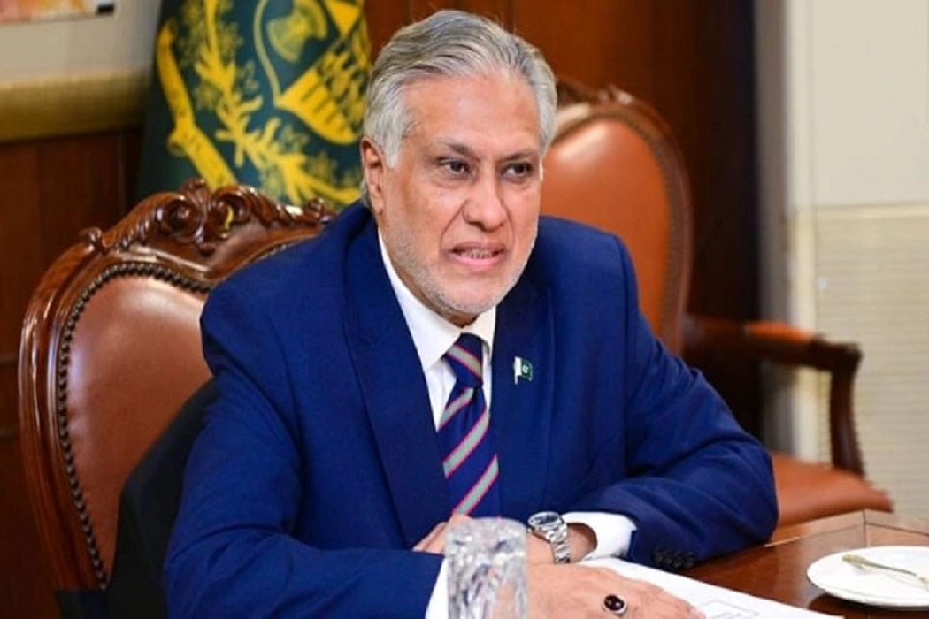 اسحاق ڈار
