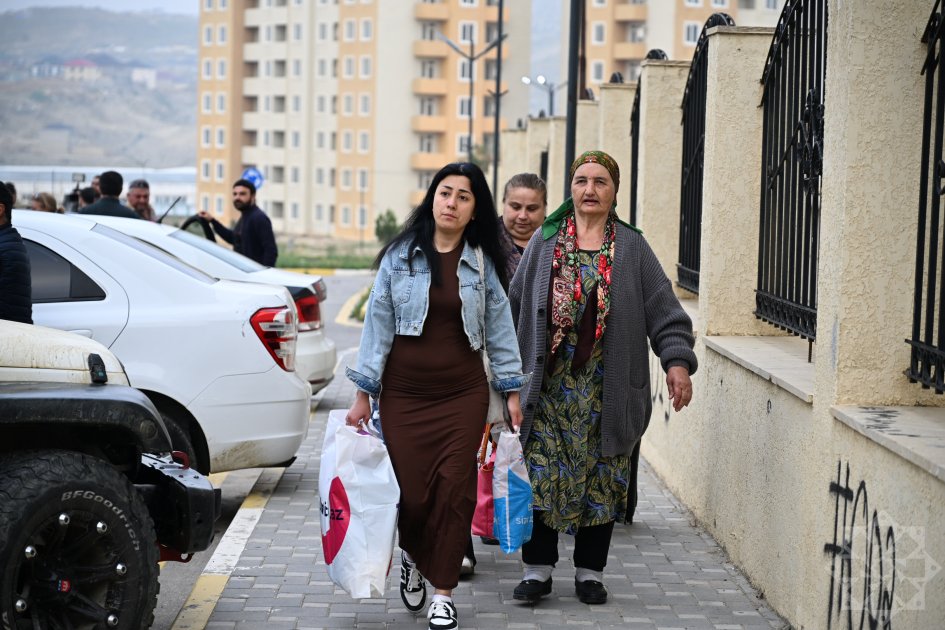 علییف
