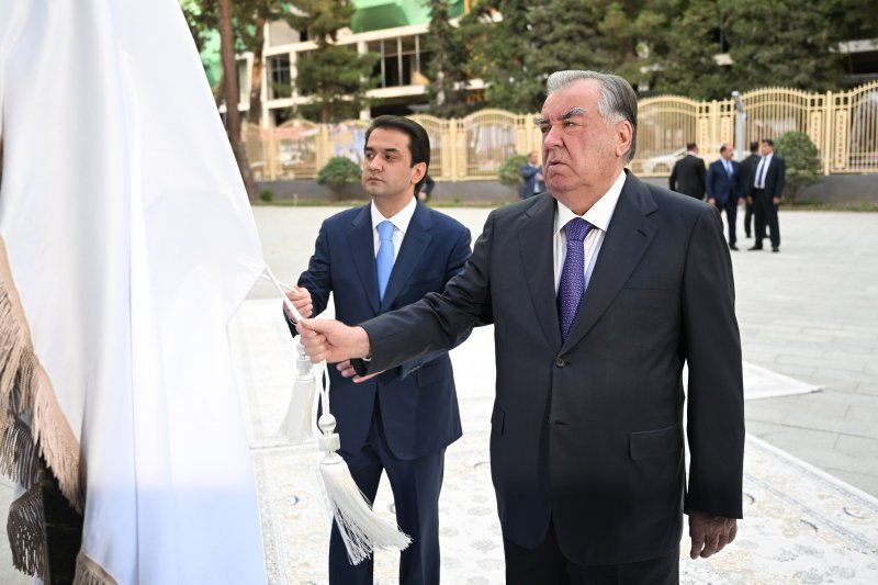 رحمان