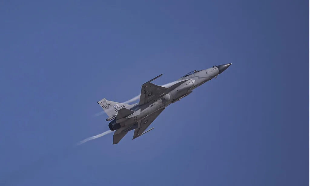 Pakistan Air Force’s JF-17 Thunder Block 3 Fighter Jet and Super Mushshak Aircraft partcipating in Dubai Airshow 2023 2 IMG 20231113 WA0007