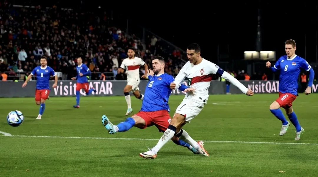 Ronaldo scores as Portugal beat Liechtenstein 2-0 5 Ronaldo