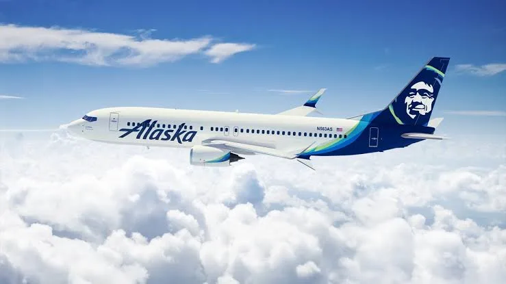 Alaska Air to buy Hawaiian Airlines in a $1.9 billion deal 1 Alaska Air