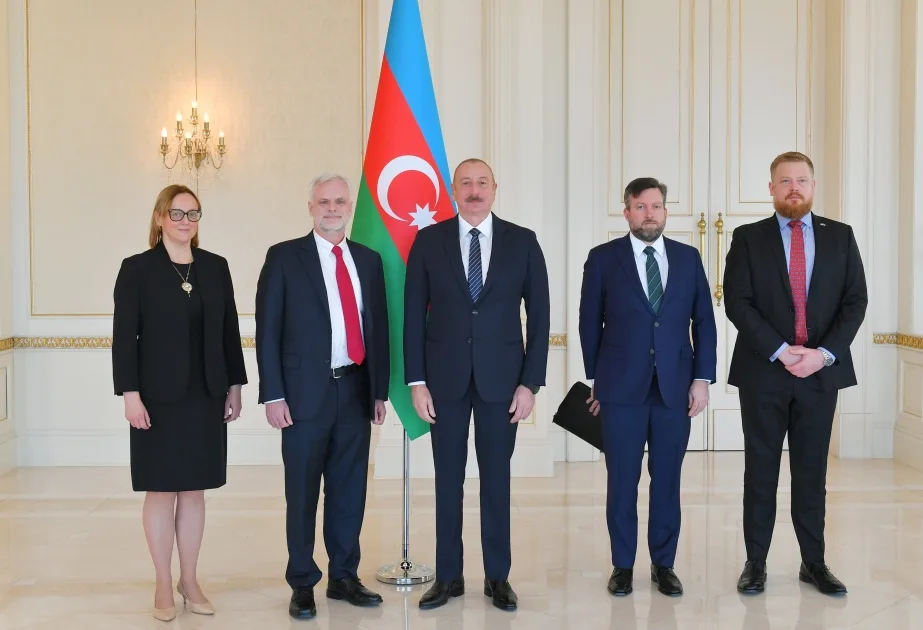President Ilham Aliyev Welcomes U.S. Ambassador Mark Libby in Official Ceremony