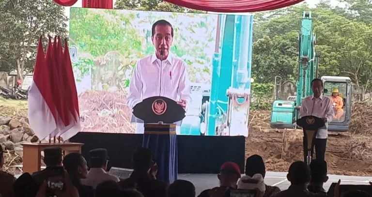 Indonesian President Encourages Muhammadiyah University’s Role in Embracing Indonesia’s Demographic Bonus