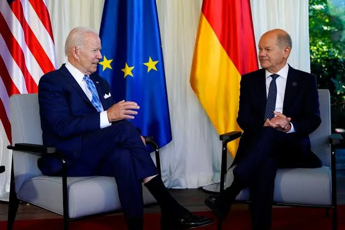 Biden and Scholz Discuss Ongoing Support for Ukraine Amid Russia's Aggression
