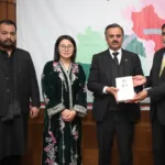 Highlighting the book about "The Governance of China" exclusively written by President Xi Jinping