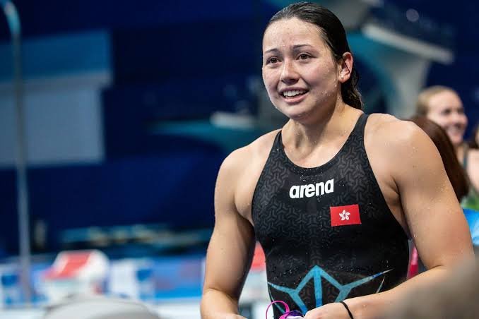 Siobhan Haughey Advances to Semi-finals in Women's 100m Freestyle After Historic Win 8 Siobhan Haughey