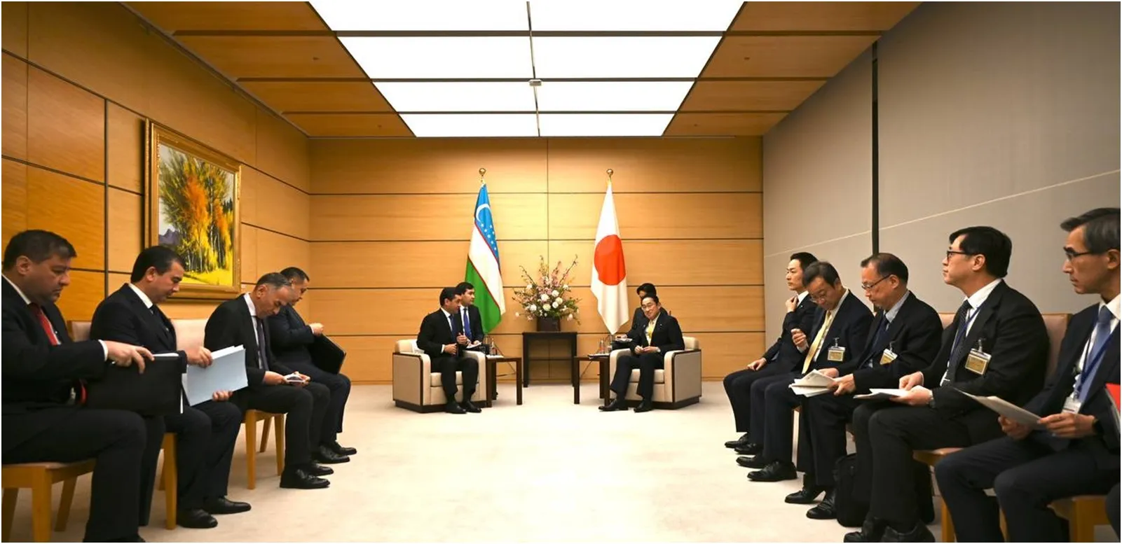 Uzbek Foreign Minister Bakhtiyor Saidov Holds High-Level Talks with Japanese Prime Minister Fumio Kishida in Tokyo