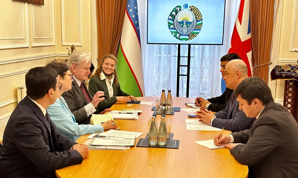Uzbek Ambassador to United Kingdom Engages in Productive Meeting with British-Uzbek Society Leadership