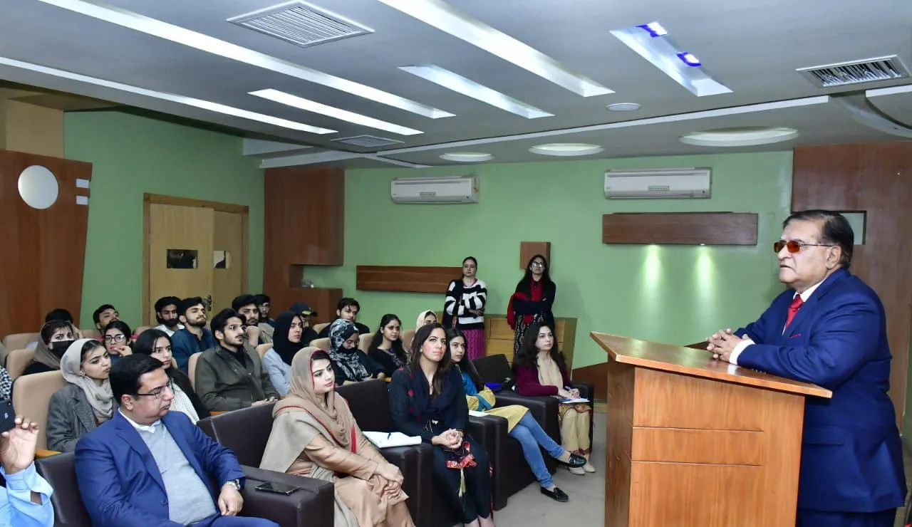 Inaugurating the Illustrious Distinguished Leaders Series: Charting a Path of Inspiration and Innovation Toward Entrepreneurial Excellence 6 Leaders