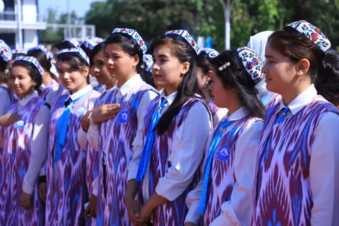 Women of Uzbekistan are Active and Proactive Participants in Democratic Changes in the Country 1 Women of Uzbekistan are Active and Proactive Participants in Democratic Changes in the Country