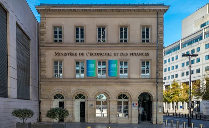 France Cuts to Research and Higher Education Budgets Elicit Concerns from French Scientists 4 France Cuts to Research and Higher Education Budgets Elicit Concerns from French Scientists