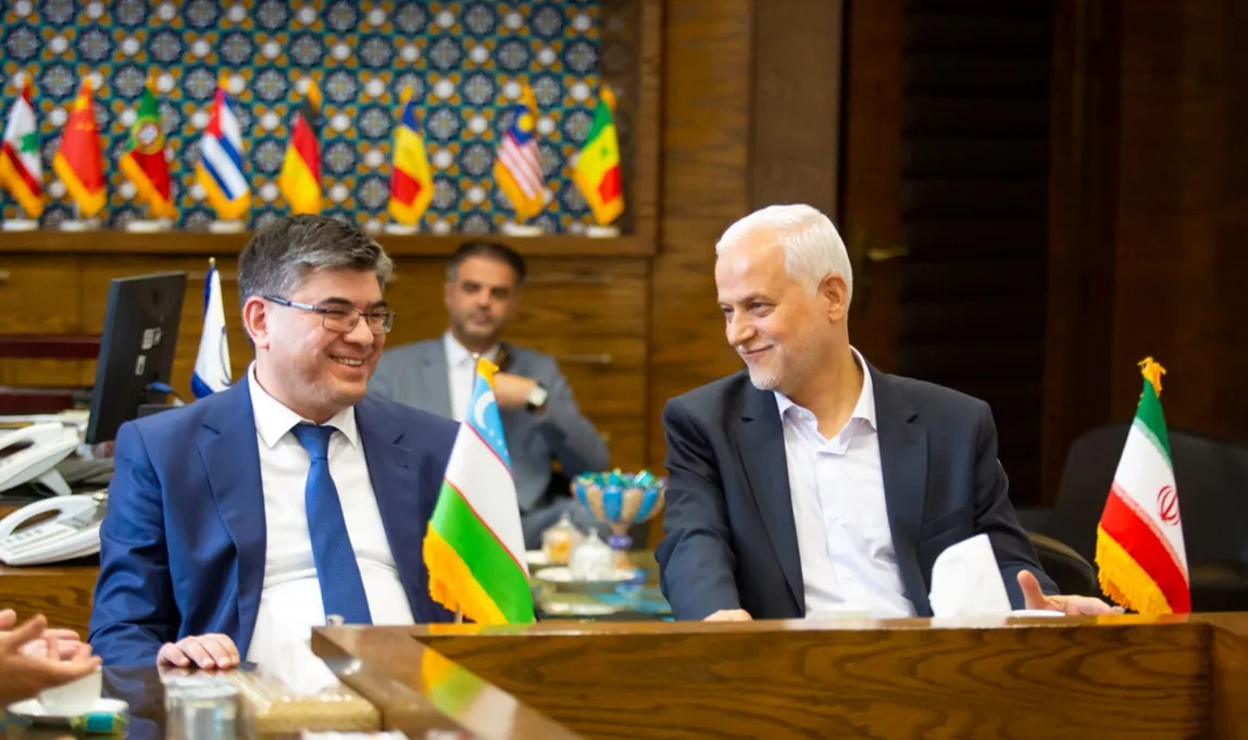 Ambassador of Uzbekistan to Iran and Mayor of Isfahan Discuss Enhanced Interregional Cooperation 8 Mayor of Isfahan