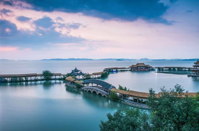 Chinese Government Calls for Enhanced Flood Control Measures in Yangtze River and Taihu Lake Basins 1 Yangtze River