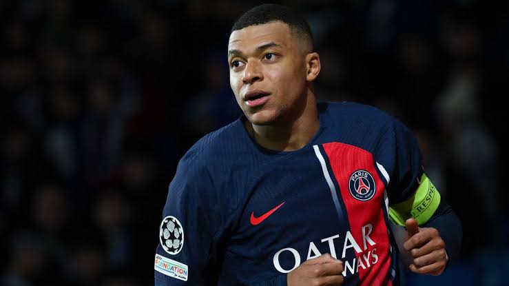 Kylian Mbappe Announces Departure from Paris St-Germain at End of Season 1 Kylian Mbappe