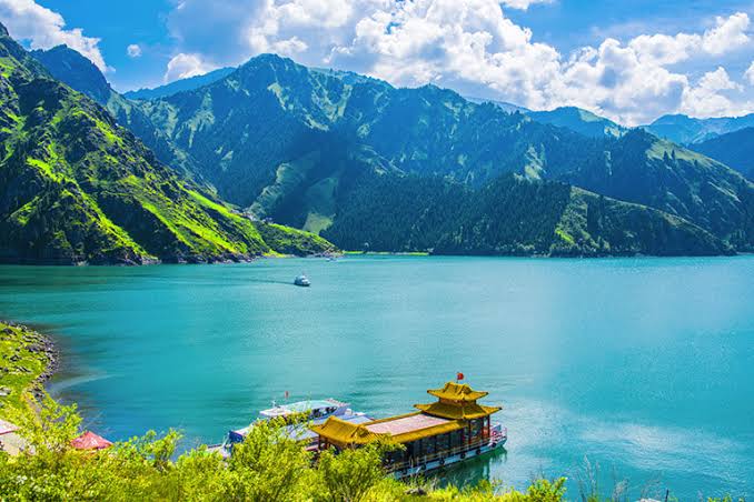 Tianchi Scenic Spot Adopts Intelligent Power Protection Technology for Enhanced Grid Reliability 7 Tianchi Scenic Spot