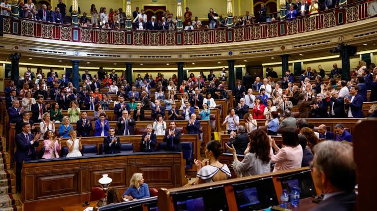 Spanish Parliament Approves Controversial Amnesty for Catalan Separatists 3 Spanish Parliament