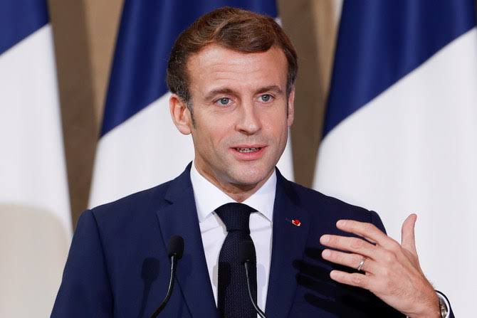 Macron Faces Economic Challenge as France Returns to EU's Deficit Procedure 6 Macron