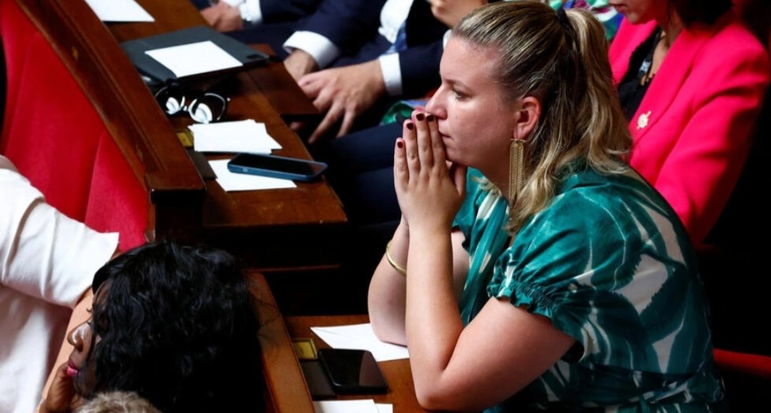 France's Leftist to Introduce Bill to Repeal Macron's Pension Reforms 1 France's Leftist