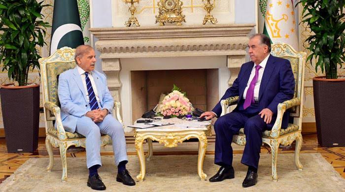Prime Minister Shehbaz Sharif Announces Visa Exemption for Official Passports Between Pakistan and Tajikistan 1 Prime Minister Shehbaz Sharif
