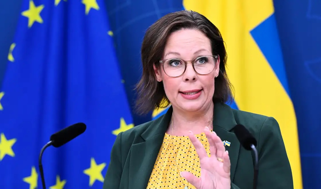 Sweden to Experience Net Emigration in 2024 for the First Time in Over 50 Years 1 Sweden