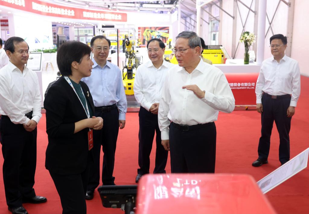 Li Qiang Urges Global Collaboration to Boost China’s Robot Industry 1 Li Qiang