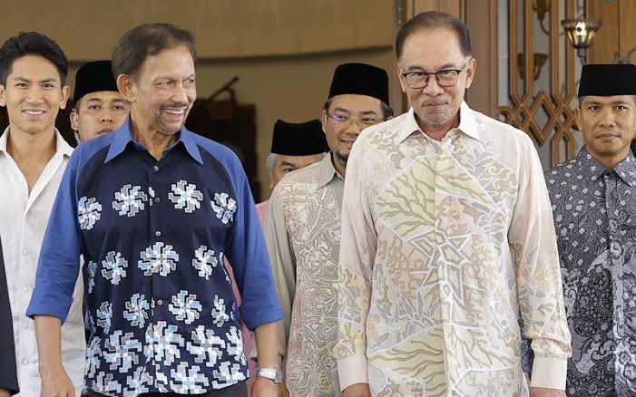 Anwar Ibrahim to Attend 25th Annual Leaders' Consultation in Brunei 1 Anwar Ibrahim