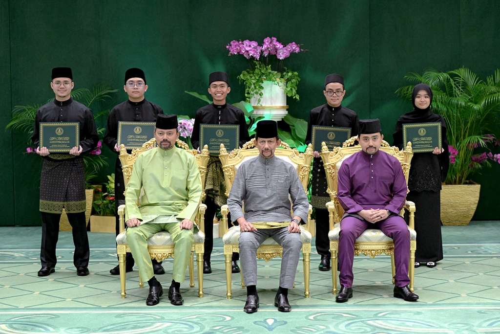 His Majesty Sultan Haji Hassanal Bolkiah Awards Sultan’s Scholar 2024-25 Scholarships 1 Hassanal Bolkiah