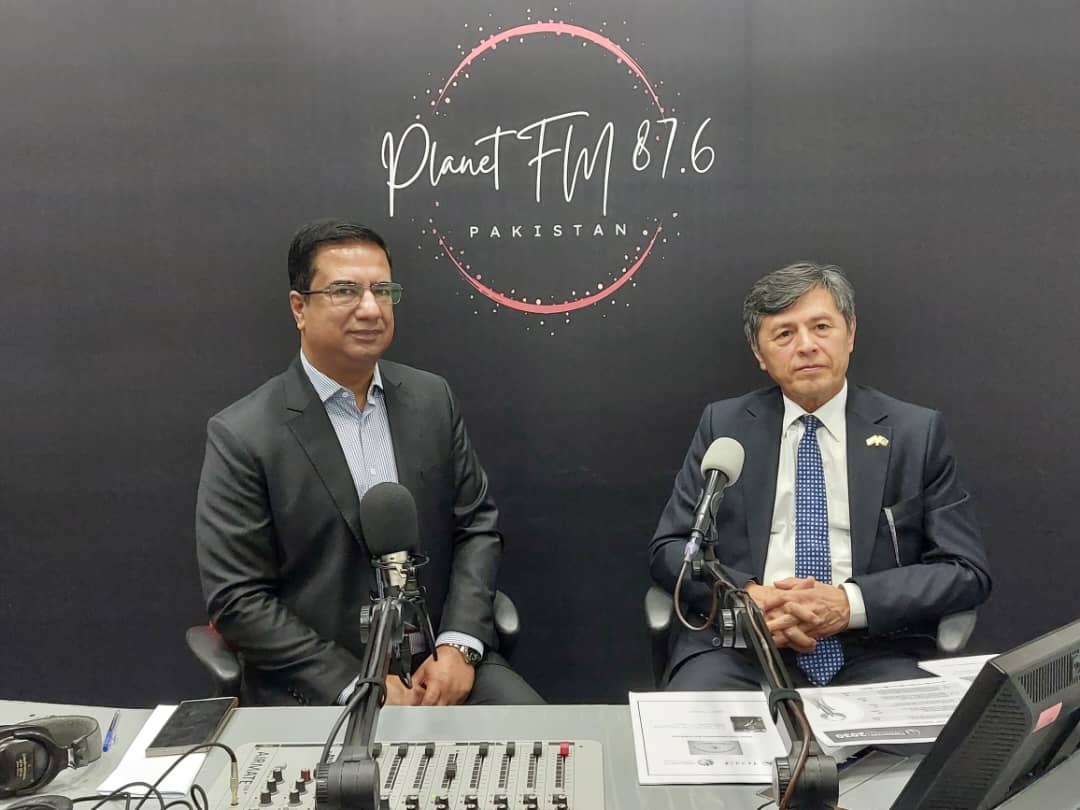 Exclusive Interview of H.E. Aybek Arif Usmanov, Ambassador of Republic of Uzbekistan to Pakistan on “Eurasian Perspective” at Planet FM 87.6, Radio Pakistan, Islamabad 1 H.E. Aybek Arif Usmanov
