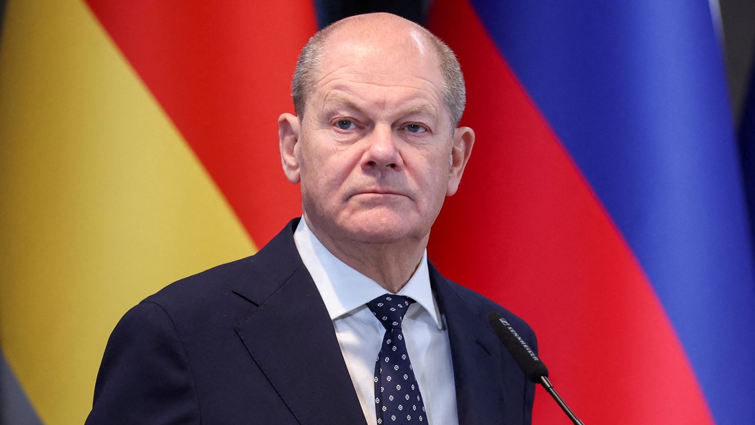 German Chancellor Olaf Scholz Signals Willingness for Early Confidence Vote Amid Coalition Crisis 8 German Chancellor Olaf Scholz