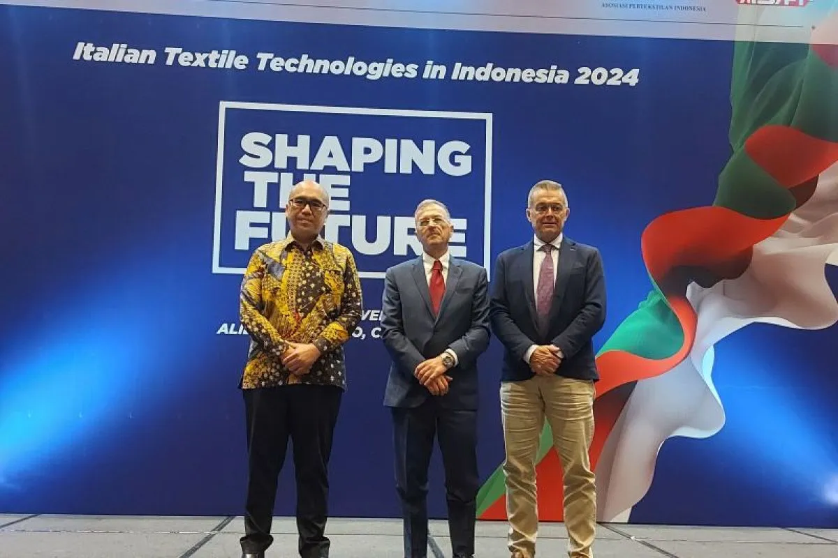 Italy Promotes Environmentally Friendly Textile Technology in Indonesia 1 Italy